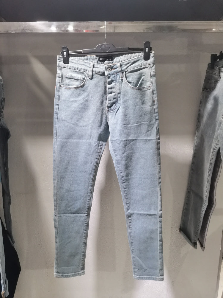Plain wash Jeans