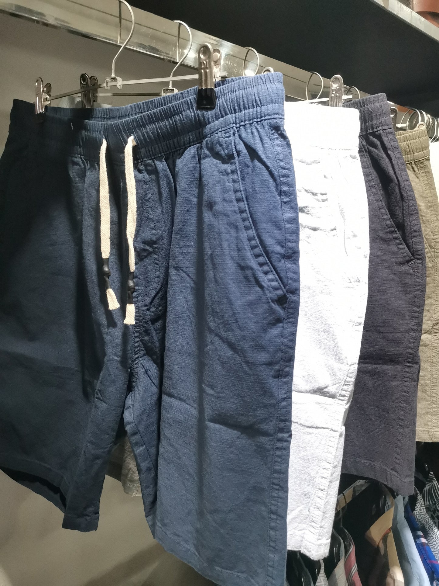 LINEN RELAXED SHORTS