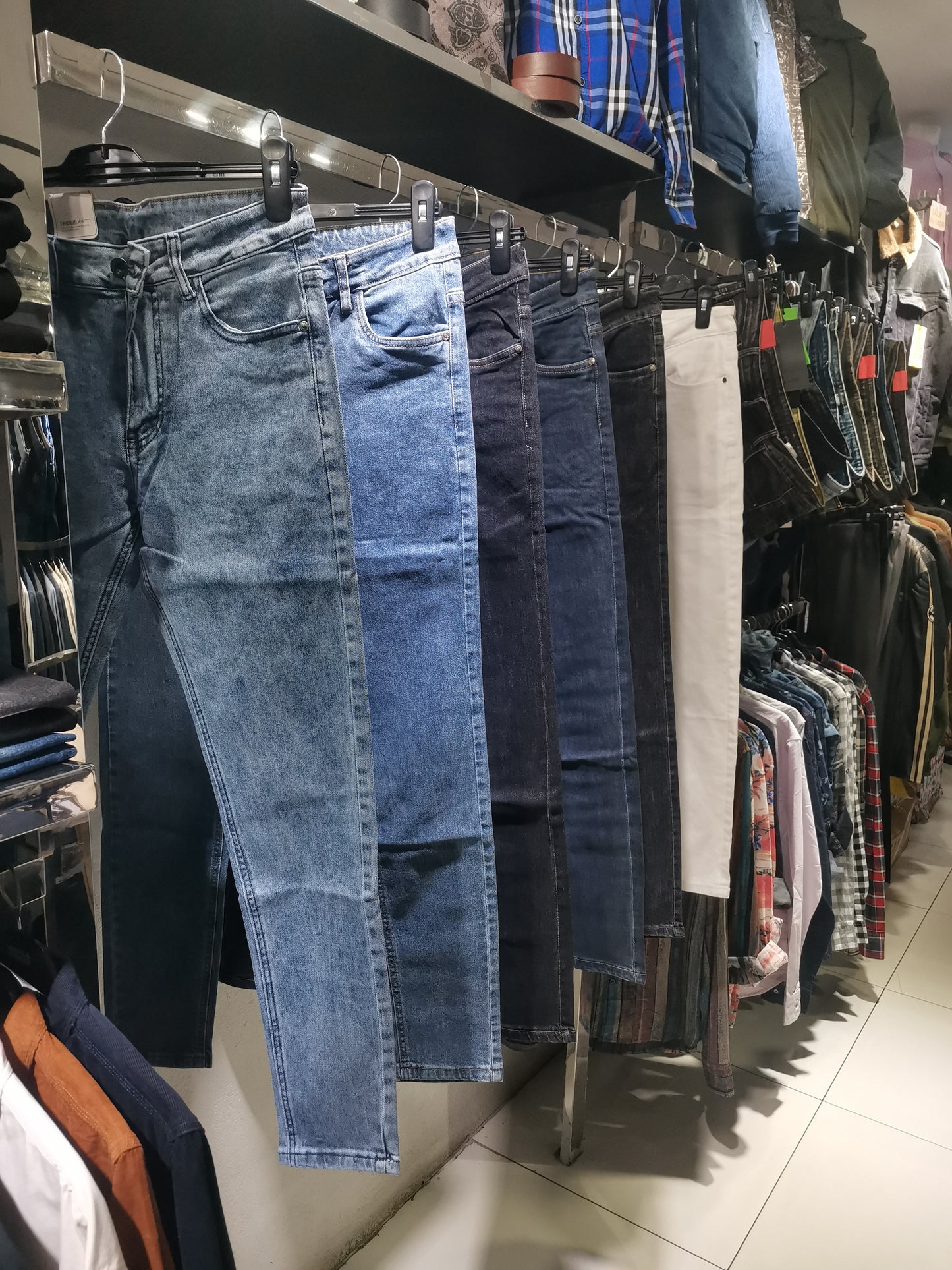 Clean Wash Fitted jeans