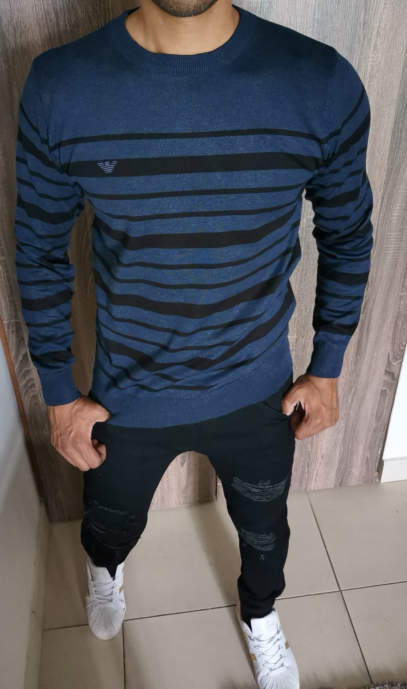 Horizontal striped smart sweater