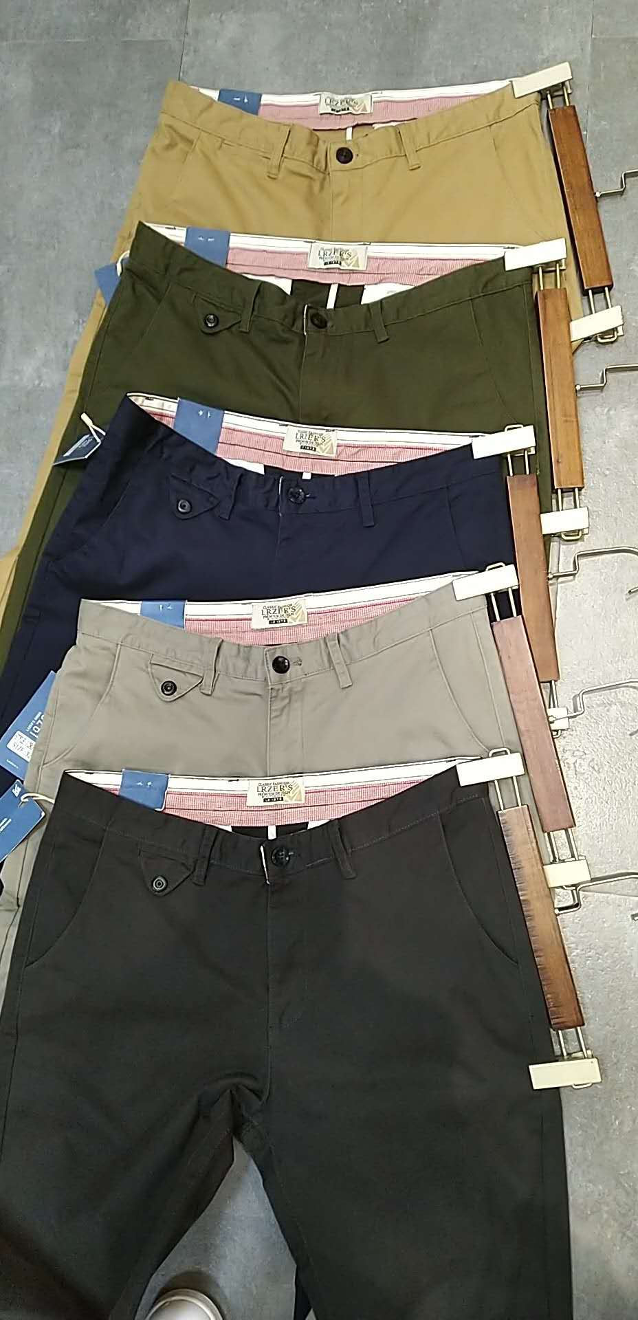 Chinos