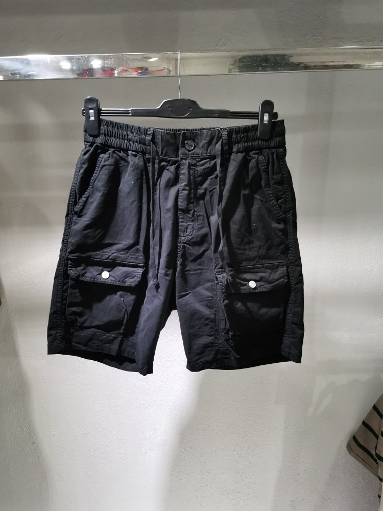 Front pocket Combat shorts