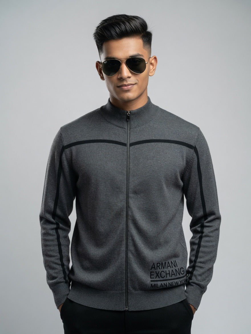 Contrast Stripe Zip-Up Neck Sweater