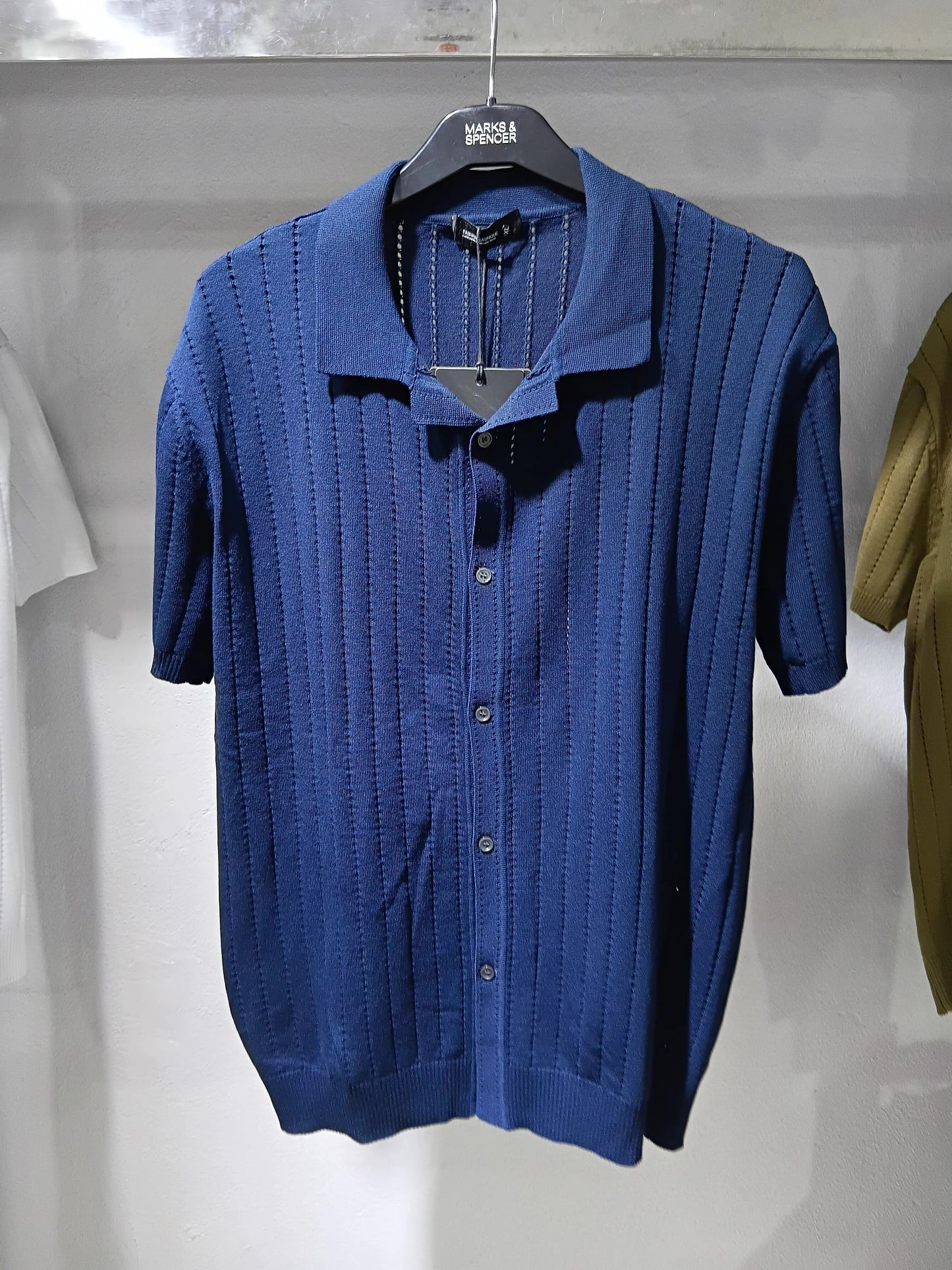Short-Sleeve Ribbed Button-Up Shirt